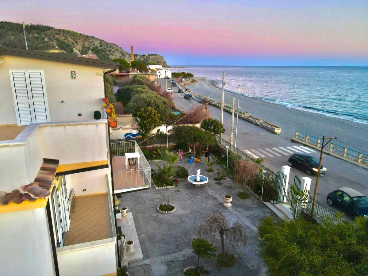 Villa Tripepi Bova Marina Exteriör bild